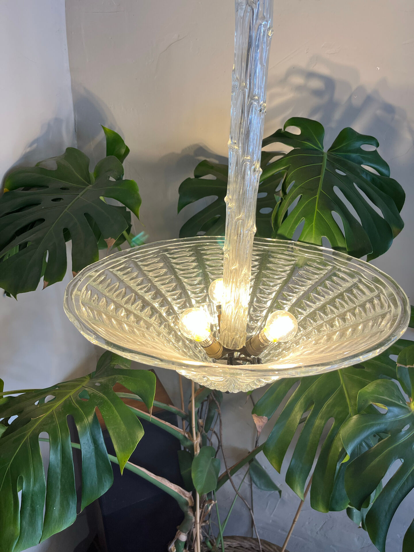Beautiful Art Deco glass pendant.