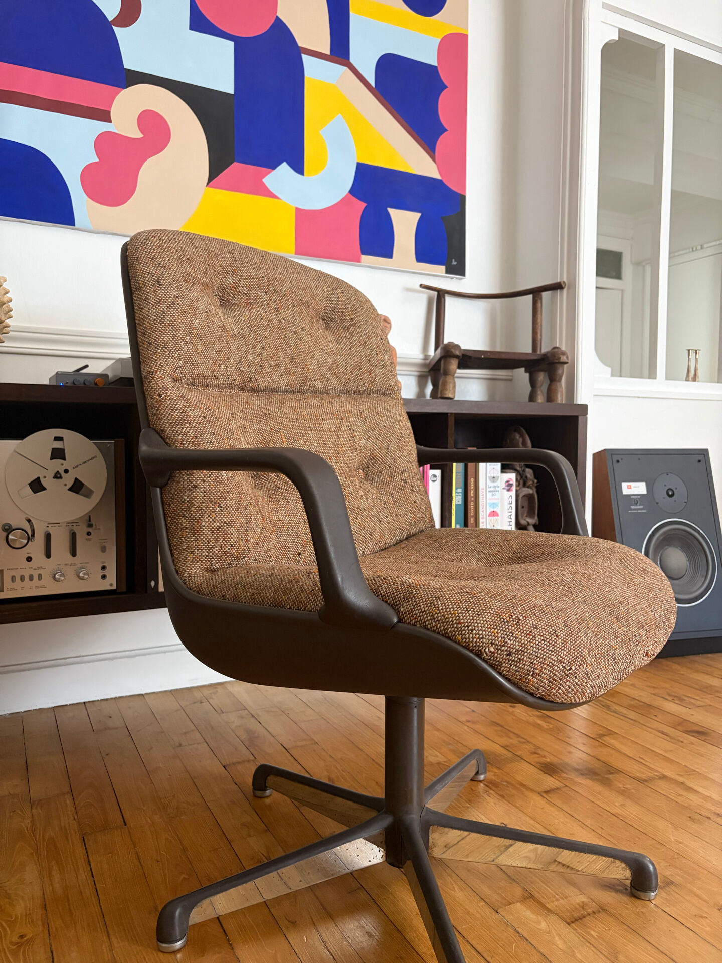 Fauteuil édition Comforto dans le goût de Charles Pollock