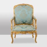 Salon de style Louis XV à chassis en bois doré. Circa 1880.