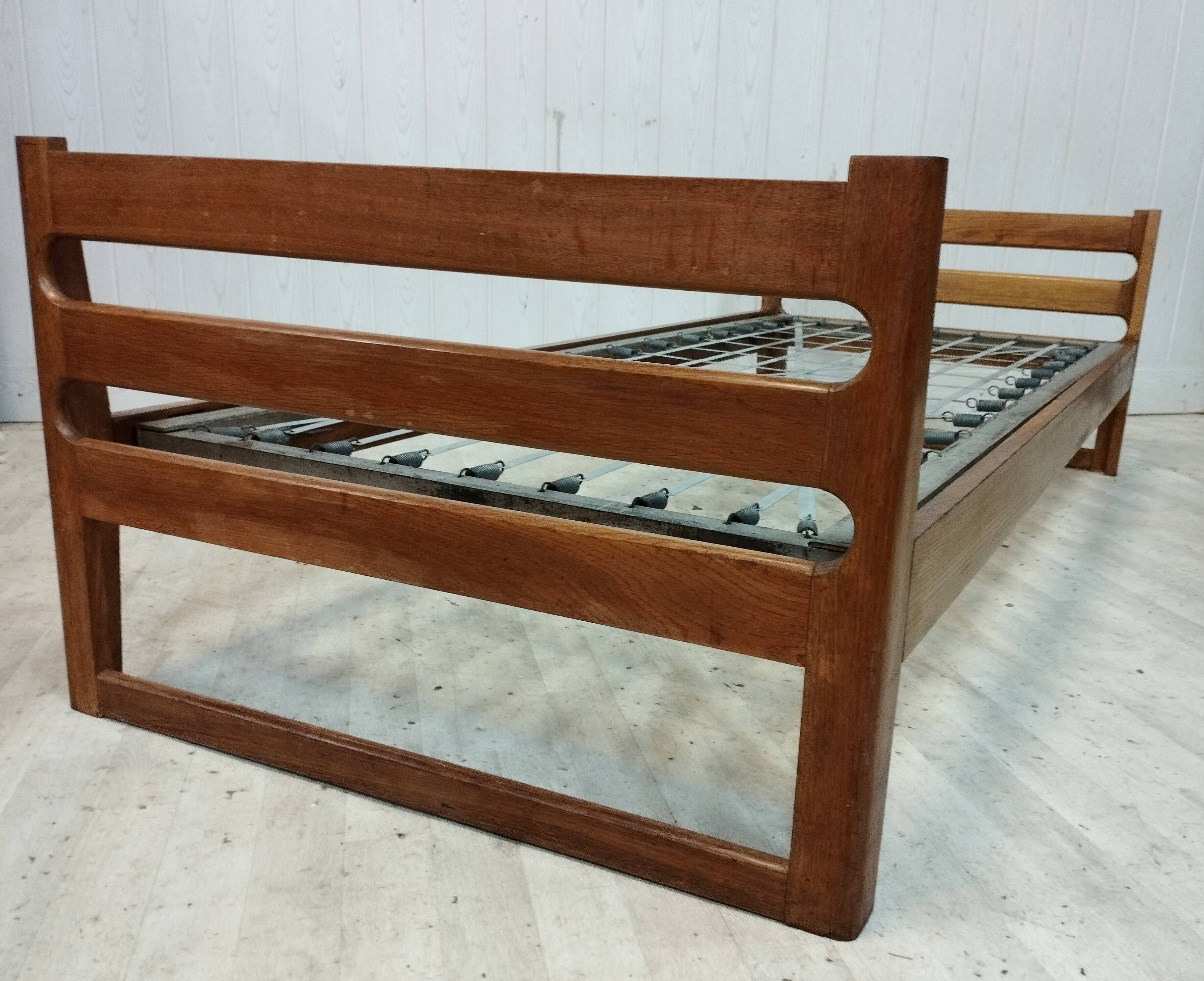 Vintage bed, Saint-Sabin workshop