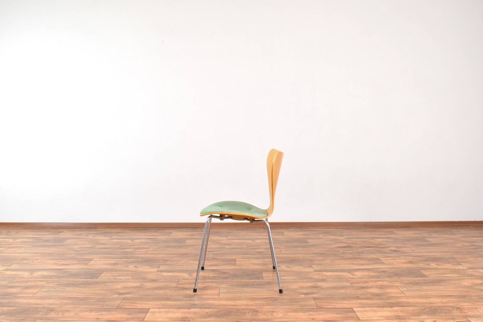 Mid-Century Model 3107 Chairs by Arne Jacobsen for Fritz Hansen, 1987, Set