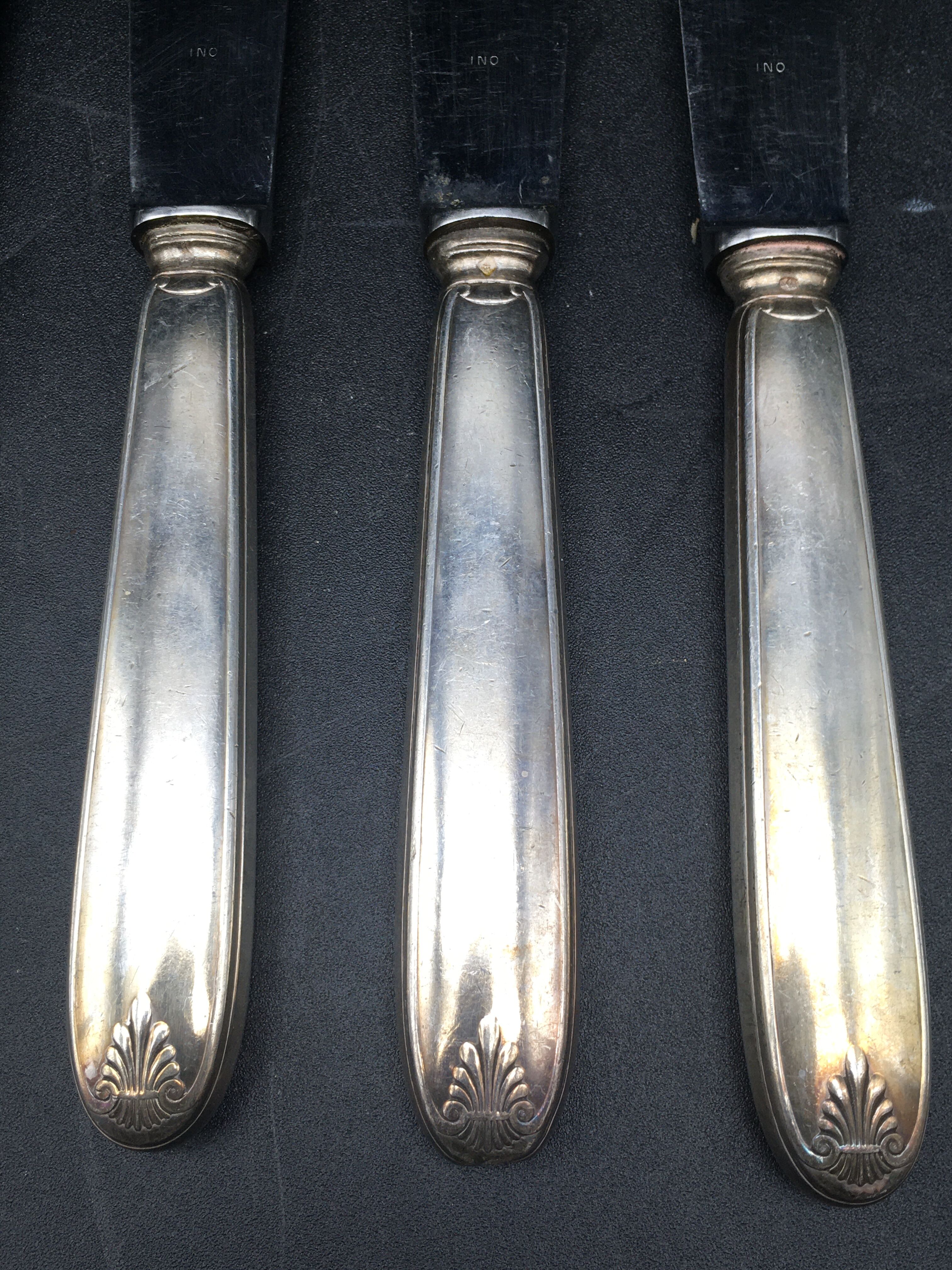 6 table knives in silver metal model coquille