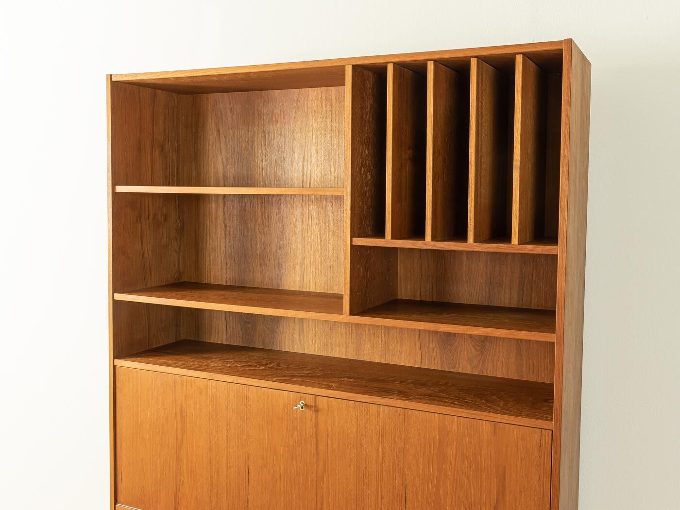 Bureau des années 1960, Domino Møbler