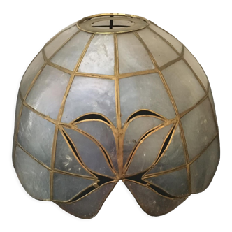 Mother-of-pearl and brass lampshade with two stylized butterflies on each side