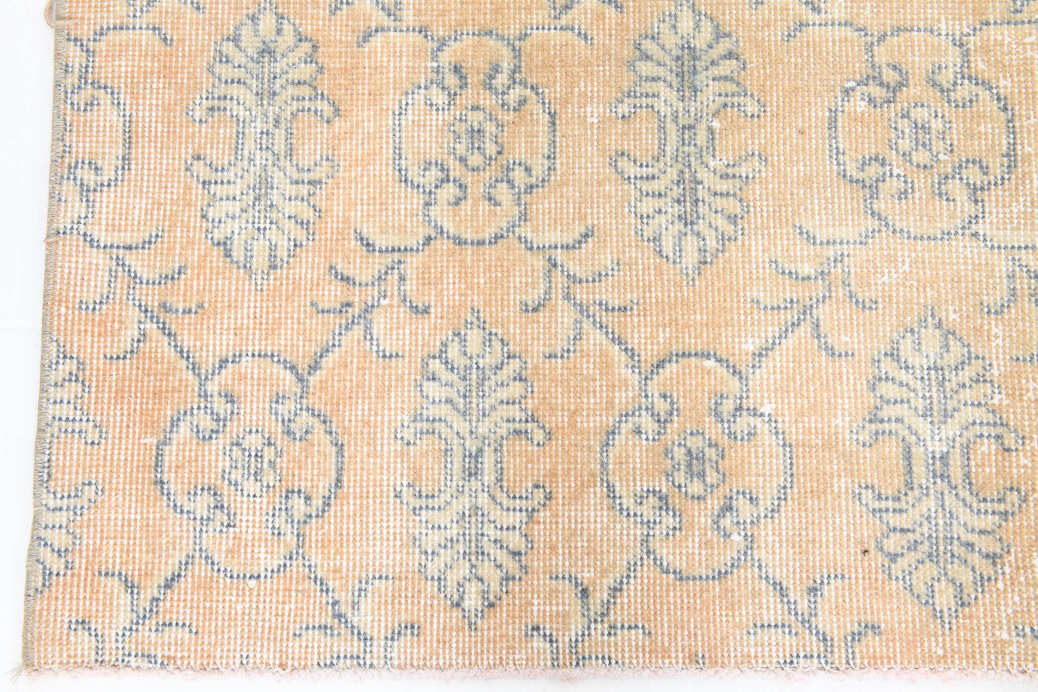 5x8 Shades Of Pale Orange Classic Turkish Vintage Rug, 140x238Cm SK 2296
