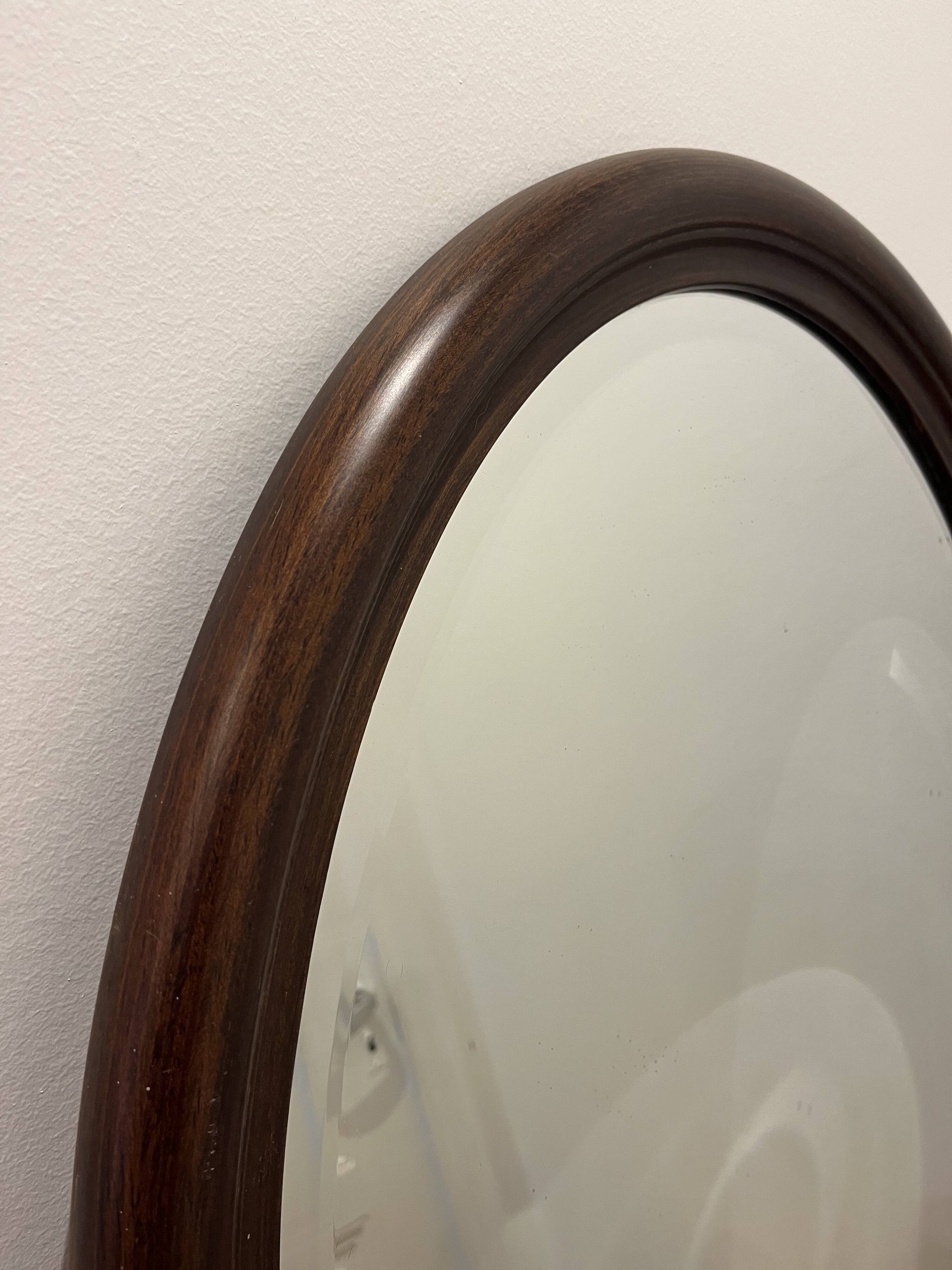 Oval mirror