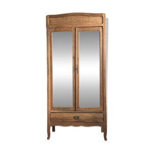 Armoire parisienne Art