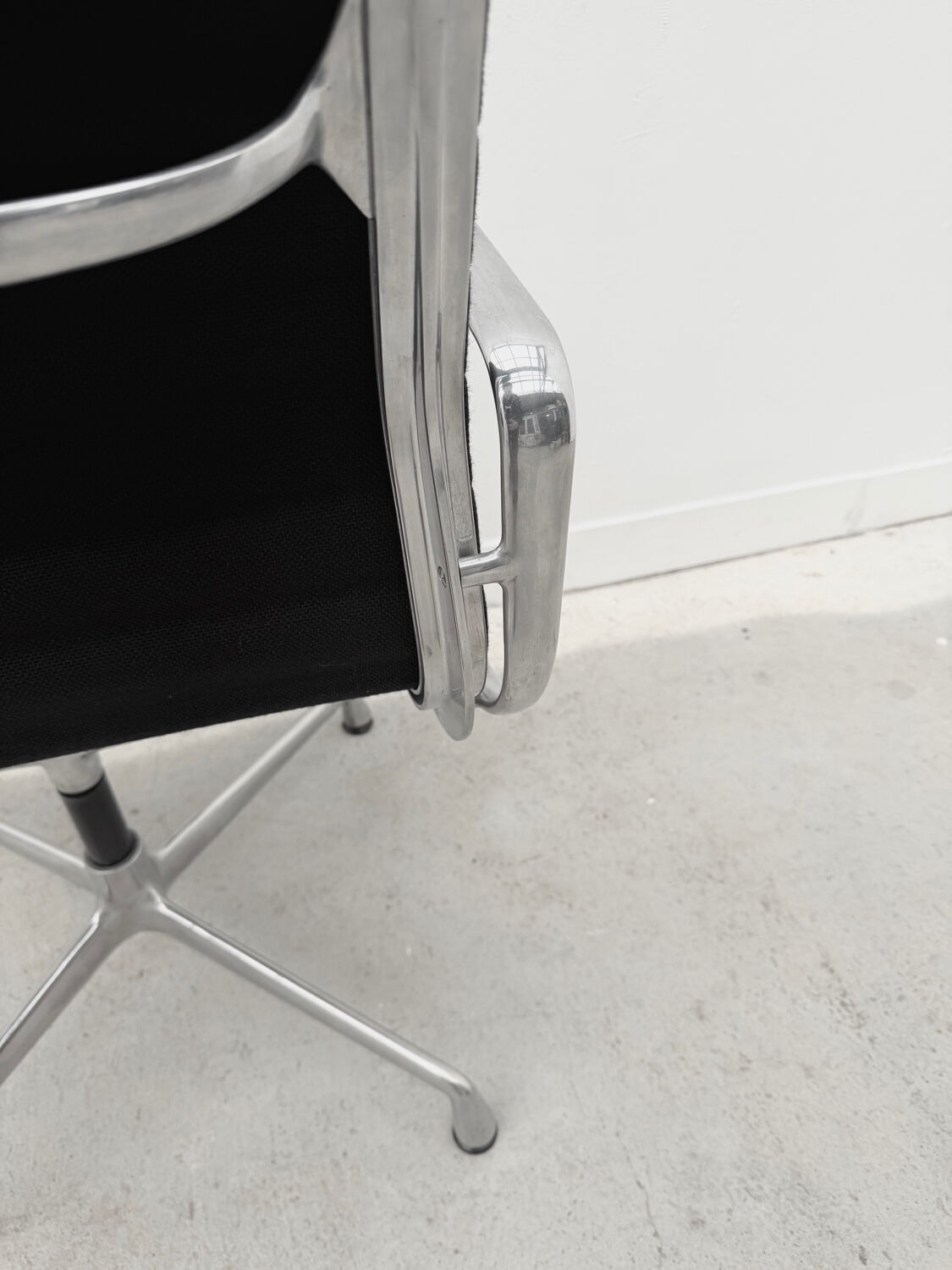 "EA 108" office chair by Charles & Ray Eames for Vitra, 2001