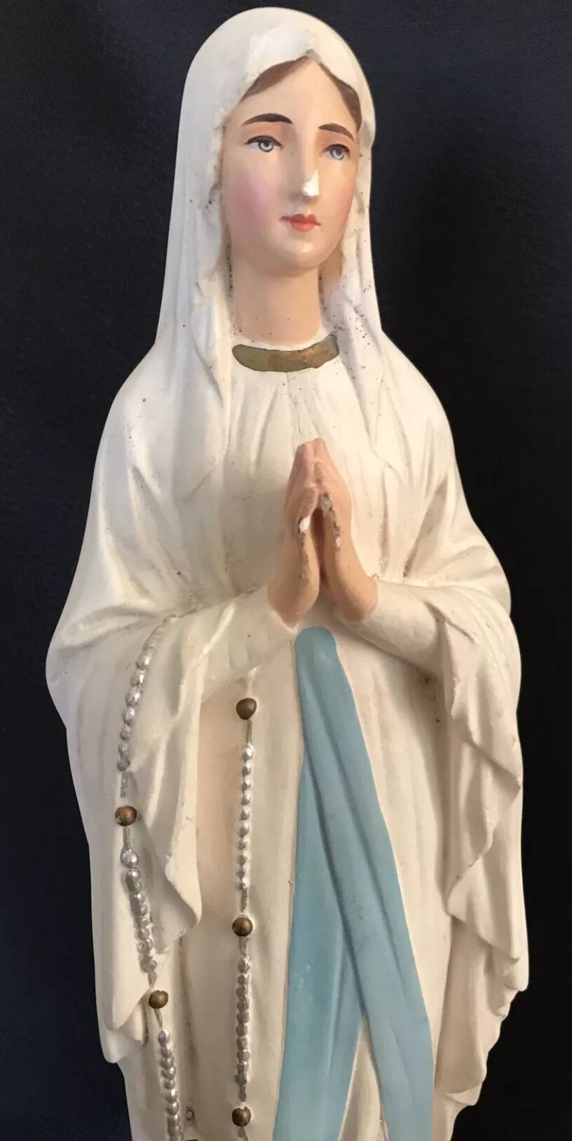 Statue of the holy virgin in hand-painted plaster signed lance 44 cm