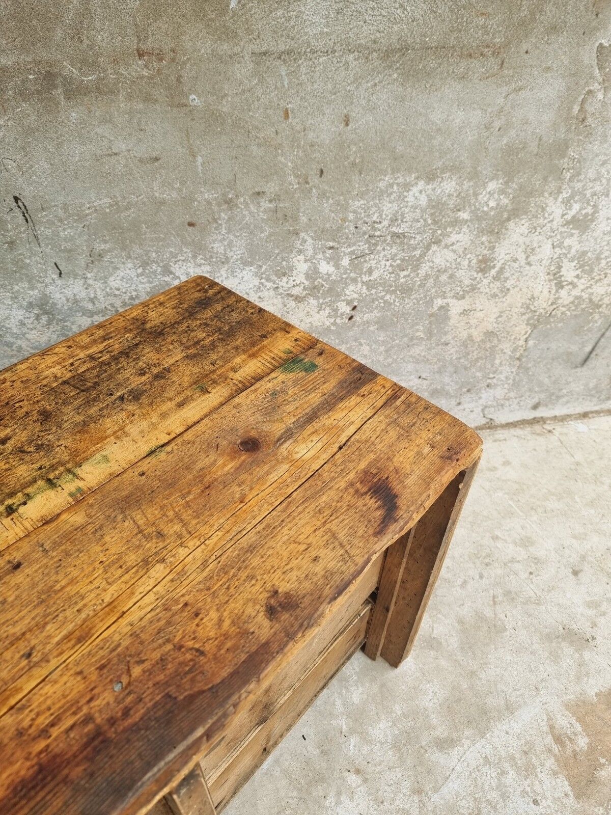 Workshop chest of drawers