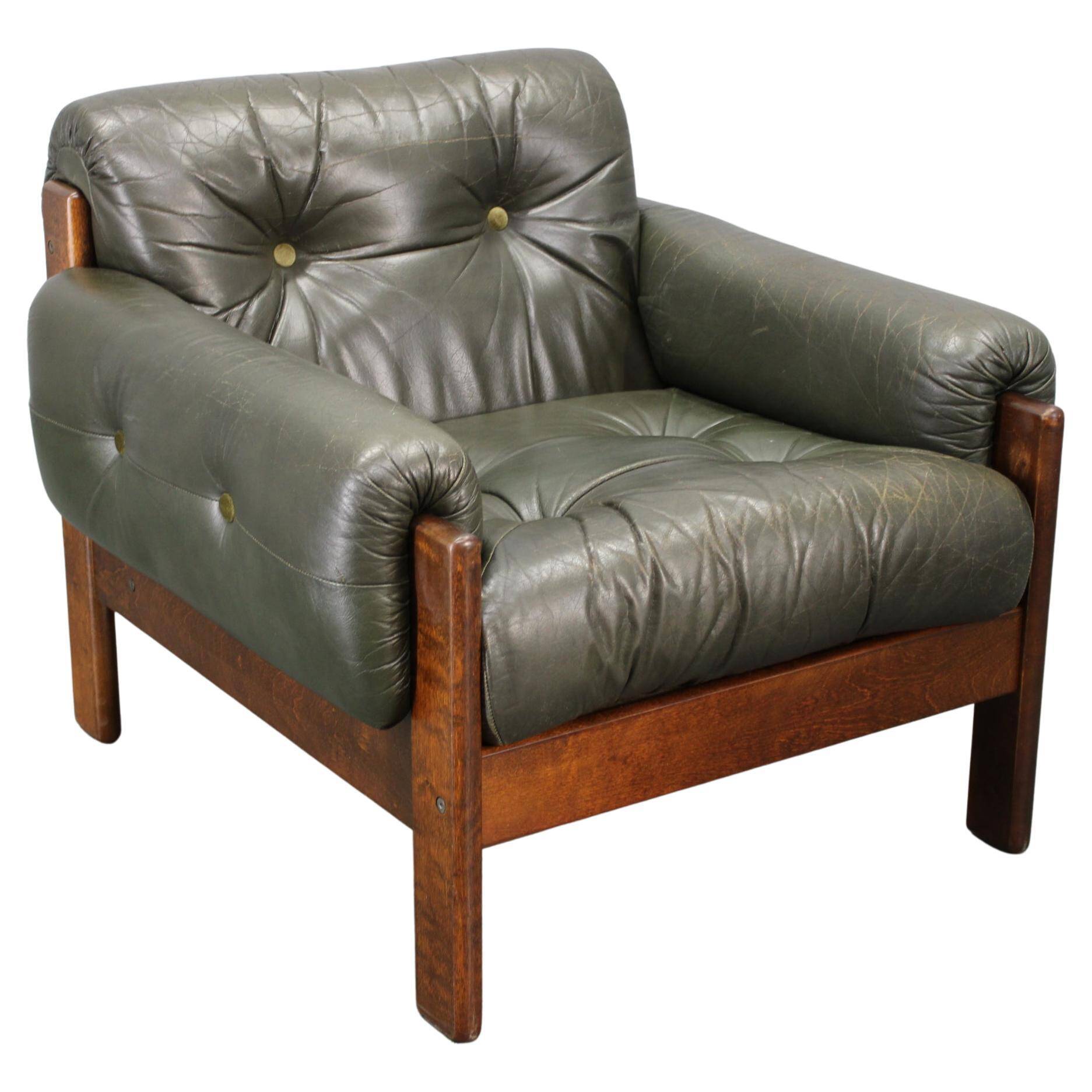 Fauteuil en cuir vert des années 70, Tchécoslovaquie.
