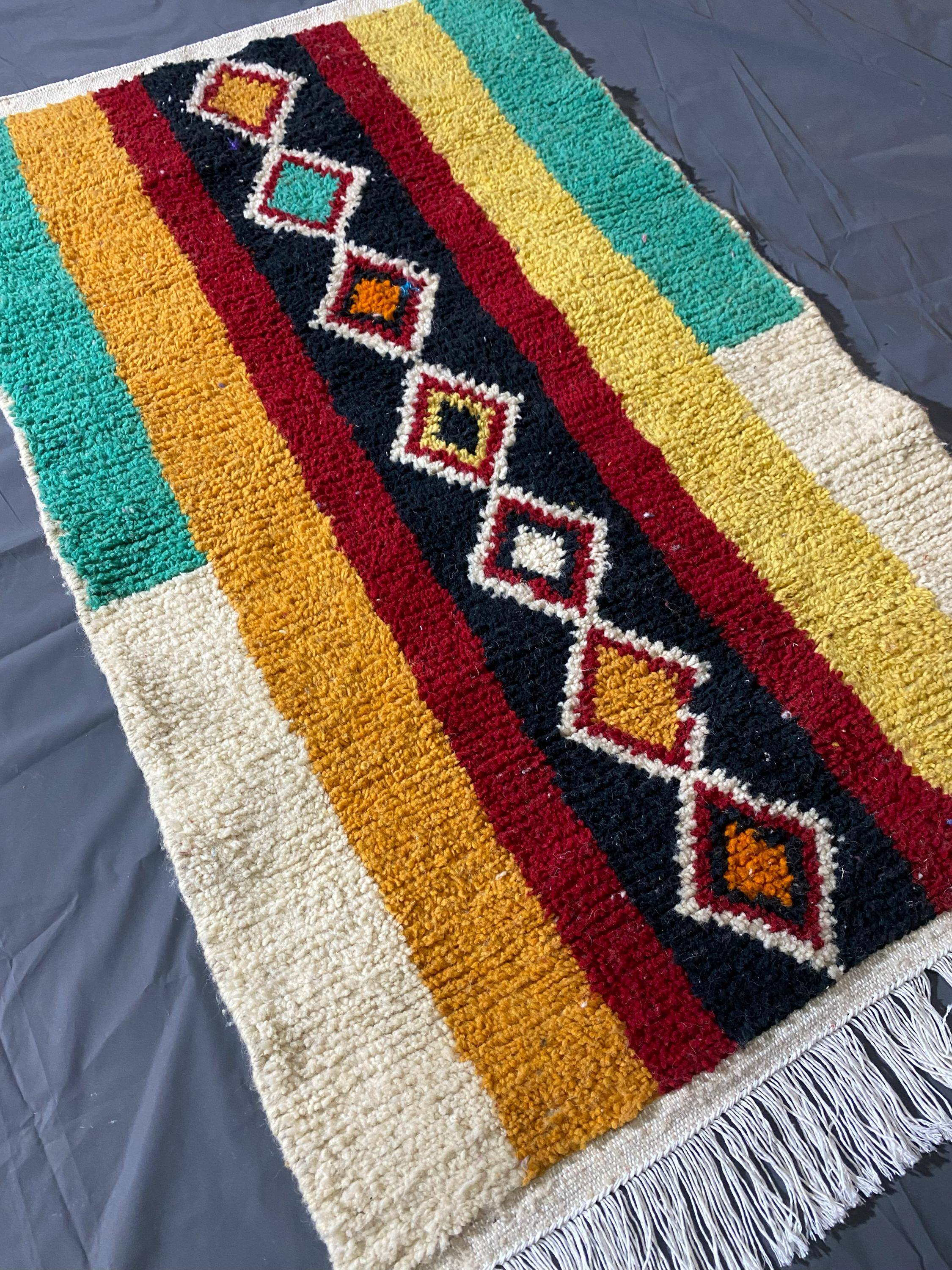 Handmade traditional carpet 250cm x 150cm Moroccan