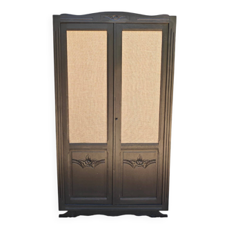 Armoire parisienne