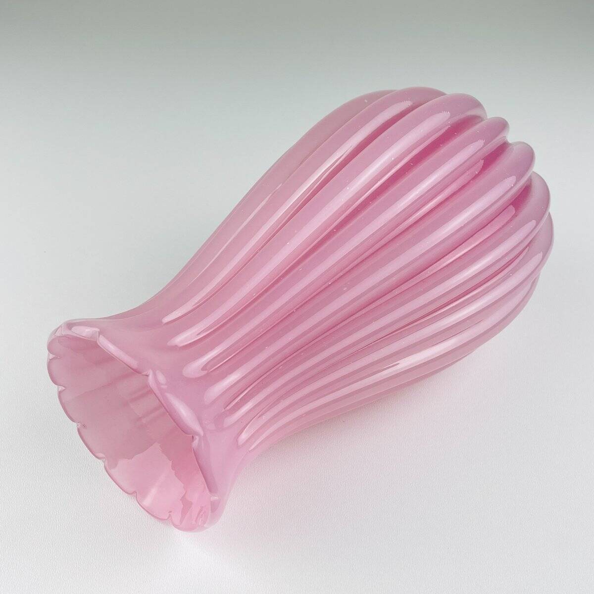 Vintage pink vase attributed to Archimede Seguso, Italy, 1950s.