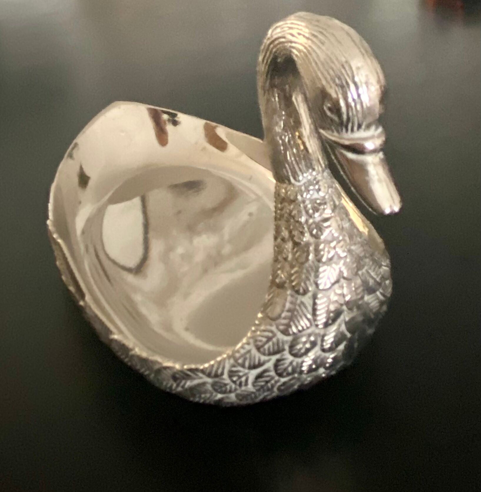 1 jewelry cup or empty metal swan shaped pocket