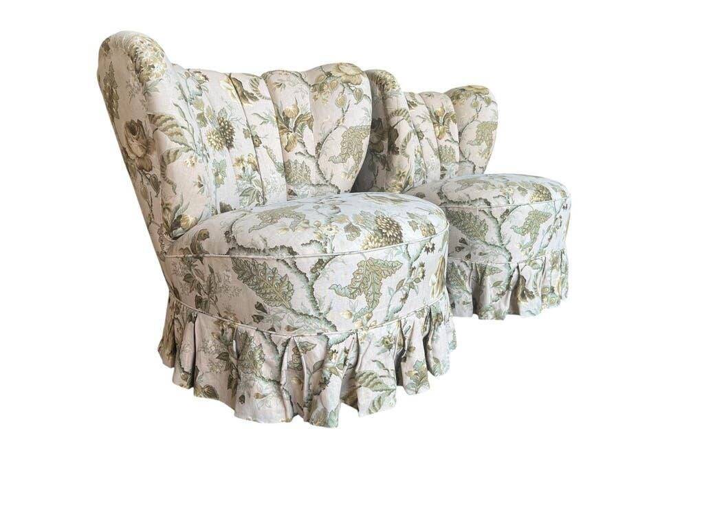 Set of 2 vintage floral patterned cocktail chairs.
