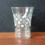 6 glasses 11 cl with vintage 1950 geometric patterns in white, France.