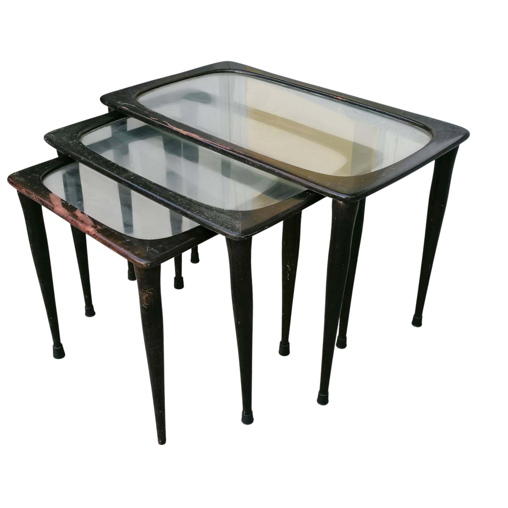 Tavoli ad incastro vintage, anni '50, Ico Parisi set di 3