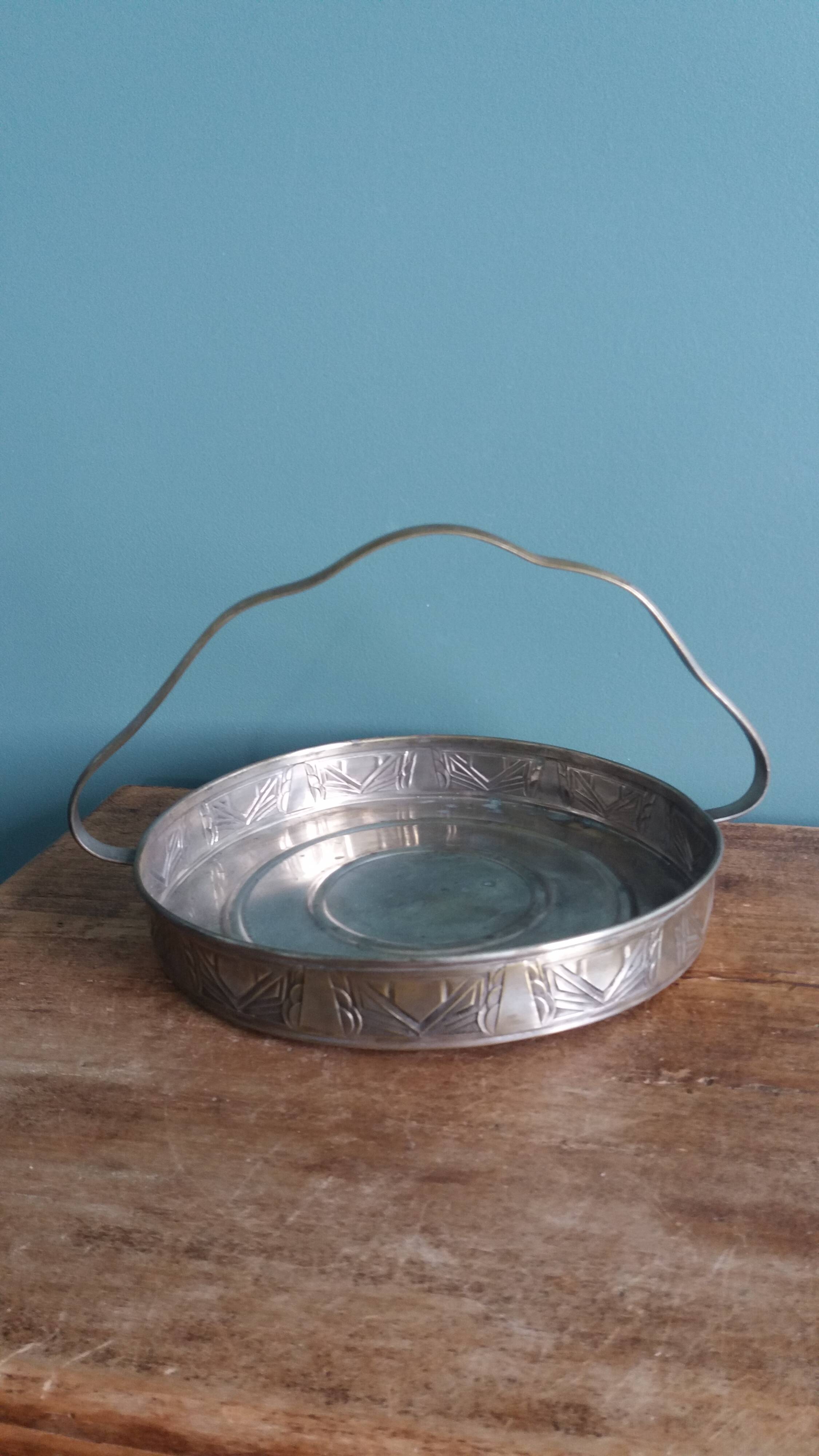 Aperitif platter, metal server and glass ramekins, Art Deco