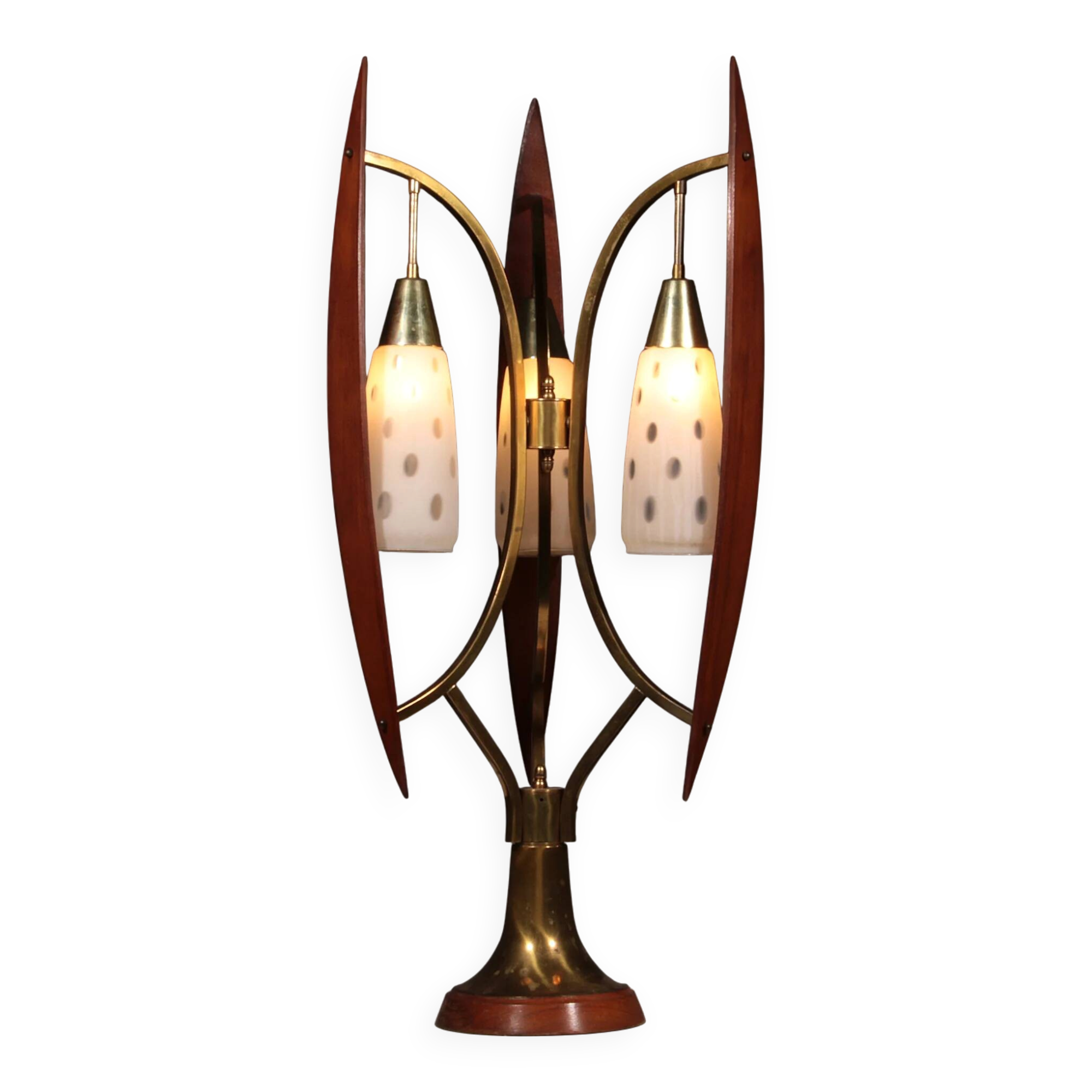 Biomorphic table lamp by Masjestic Lamp.Co USA walnut and brass 1960