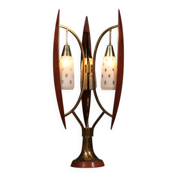 Lampe de table biomorphiques par Masjestic Lamp.Co USA en noyer et laiton 1960