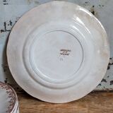 Sept assiettes à dessert terre de fer aux oiseaux f.f.Pexonne fin XIX ème