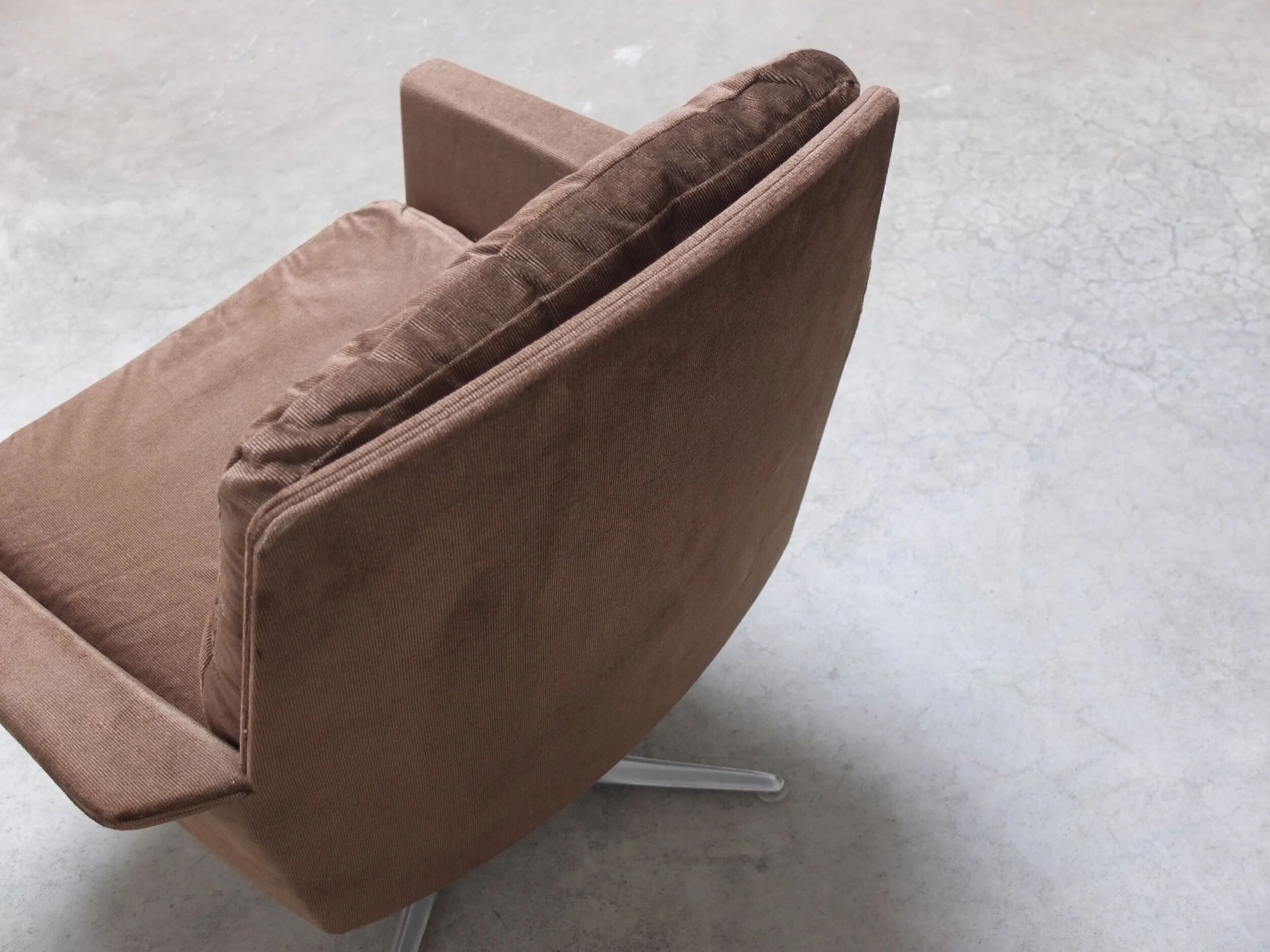 Paire de fauteuils pivotants 'Sedia' par Horst Brüning pour COR, 1972