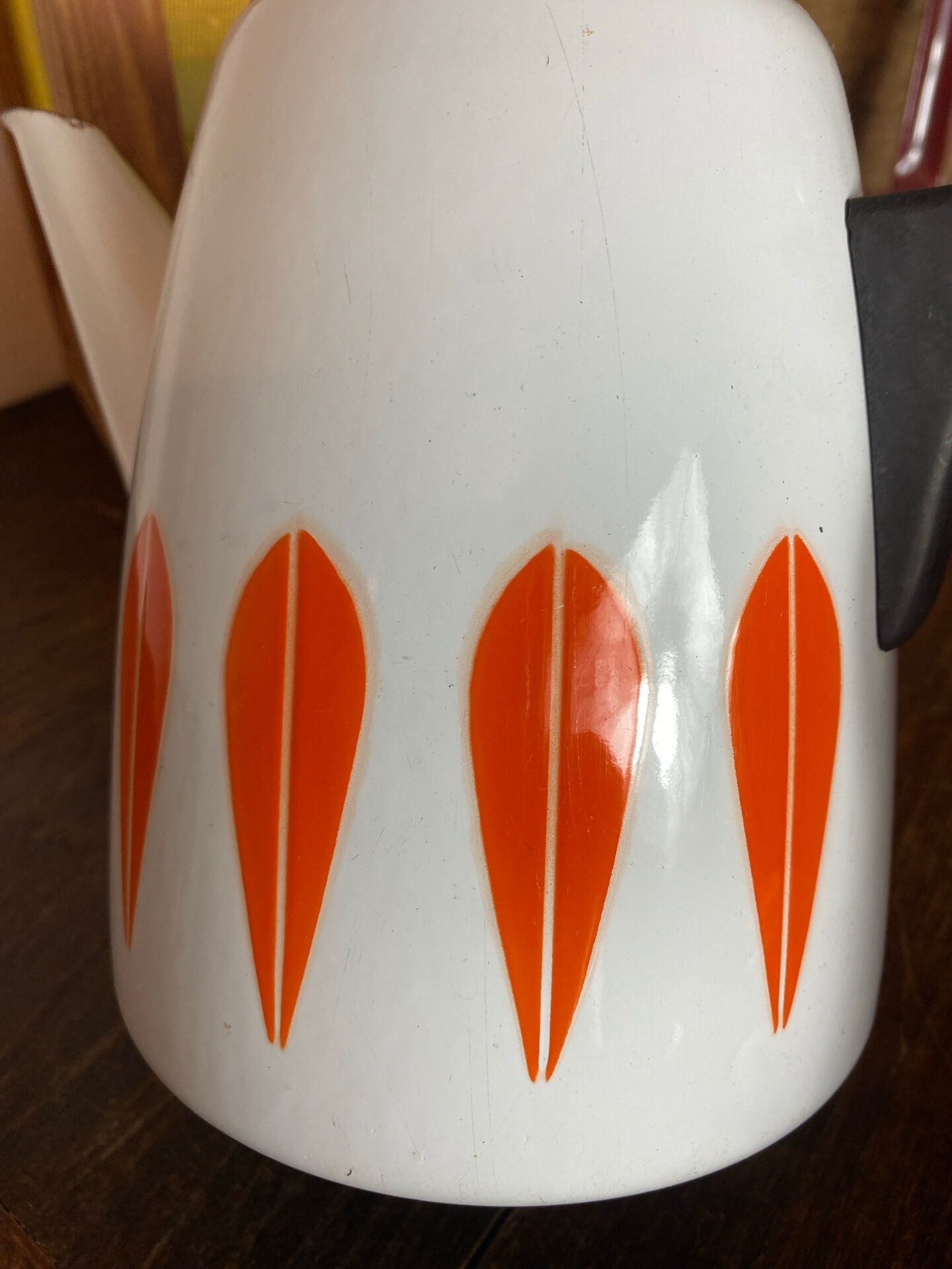 Scandinavian teapot Lotus Cathrineholm