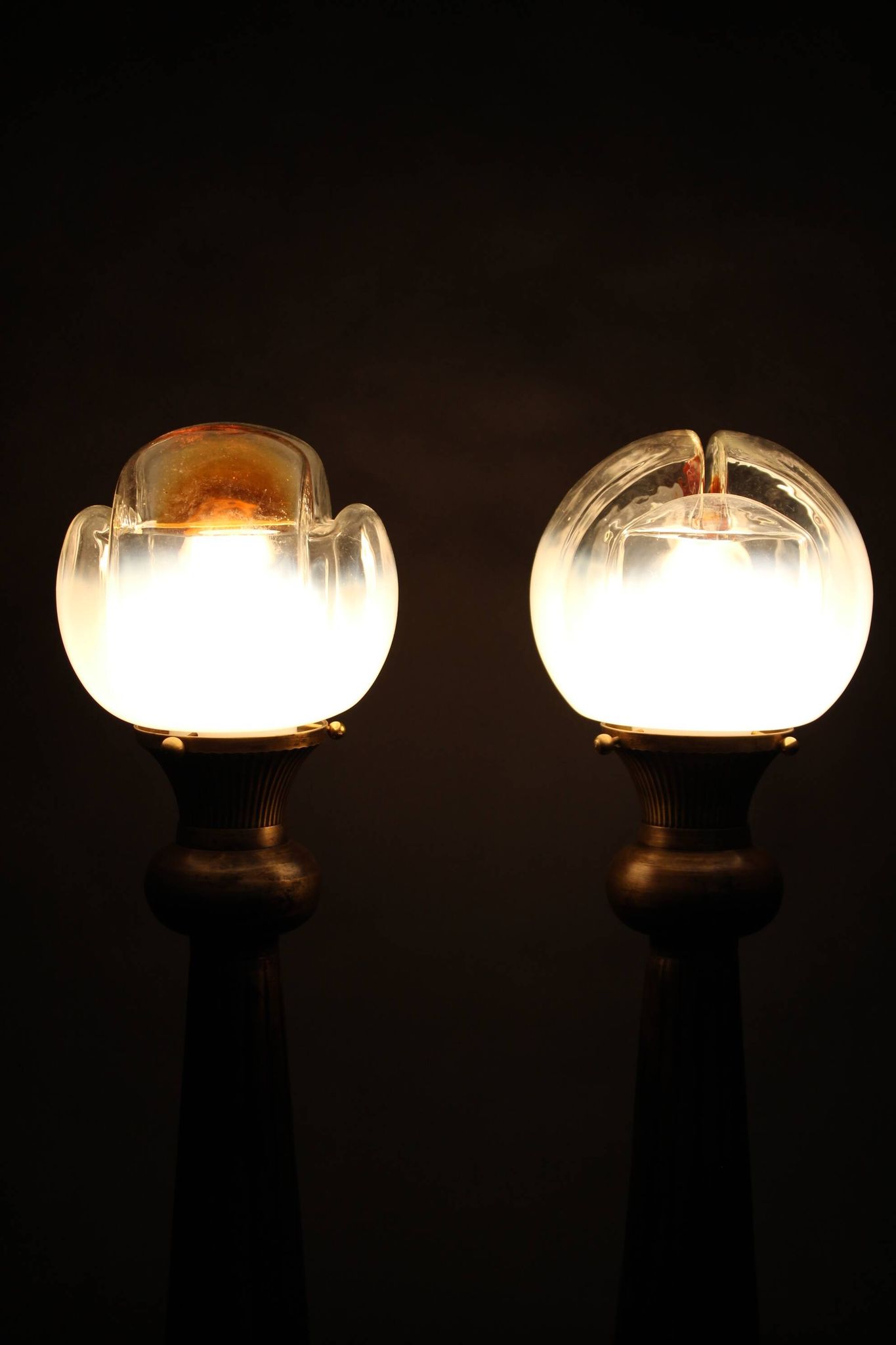 1940s Pair of Italian Restored Brass Table Lamps with Glass Shades