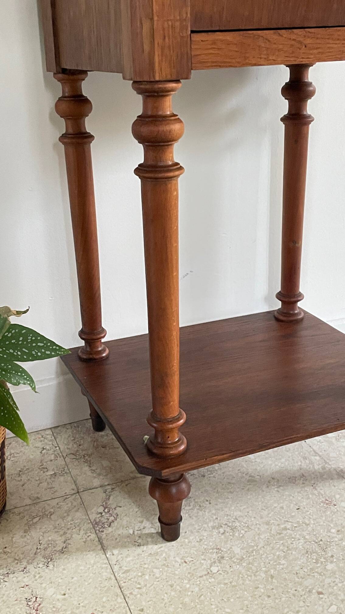 Antique bedside table in wood and marble