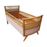 Rattan crib