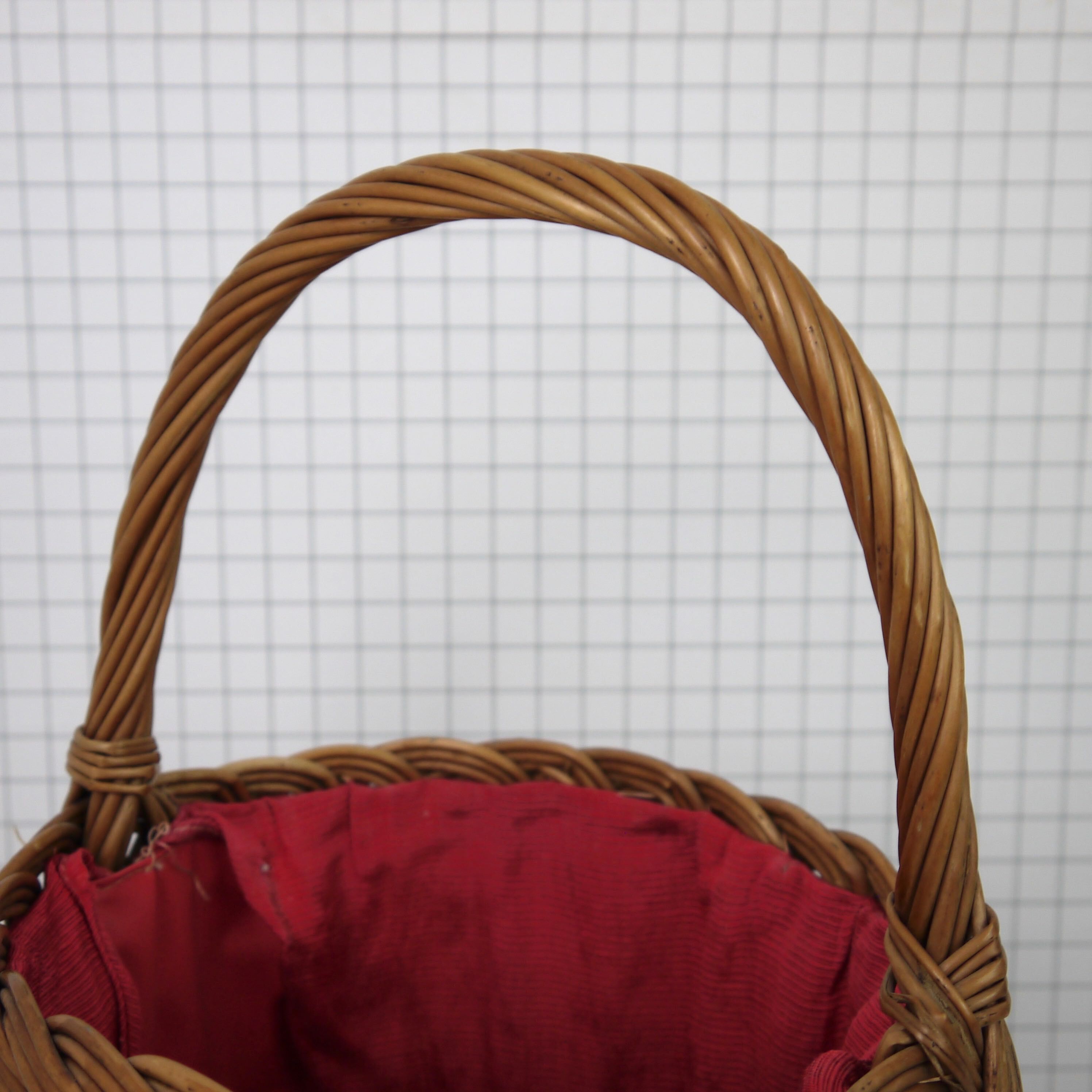 Wicker for knitting basket