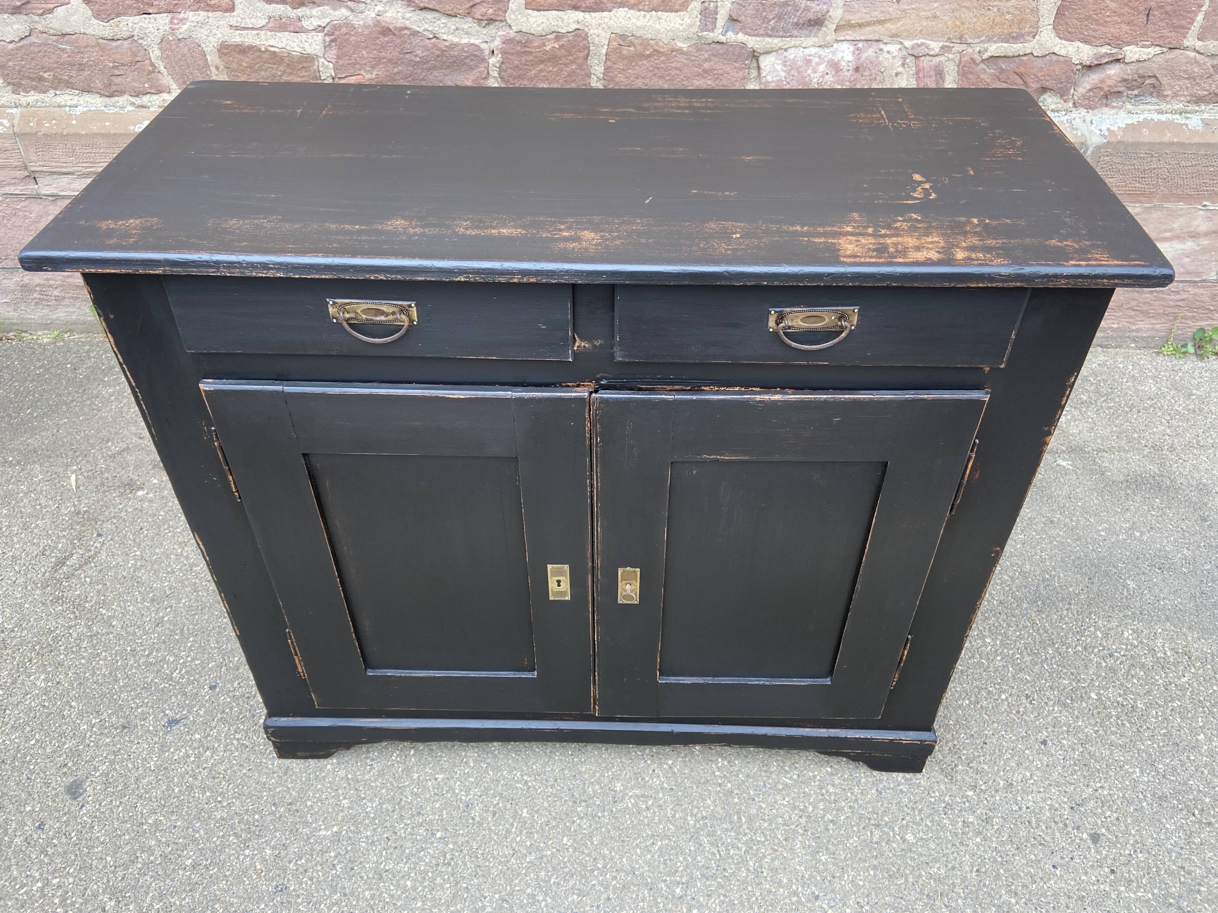 Low sideboard Early XXth wood painted