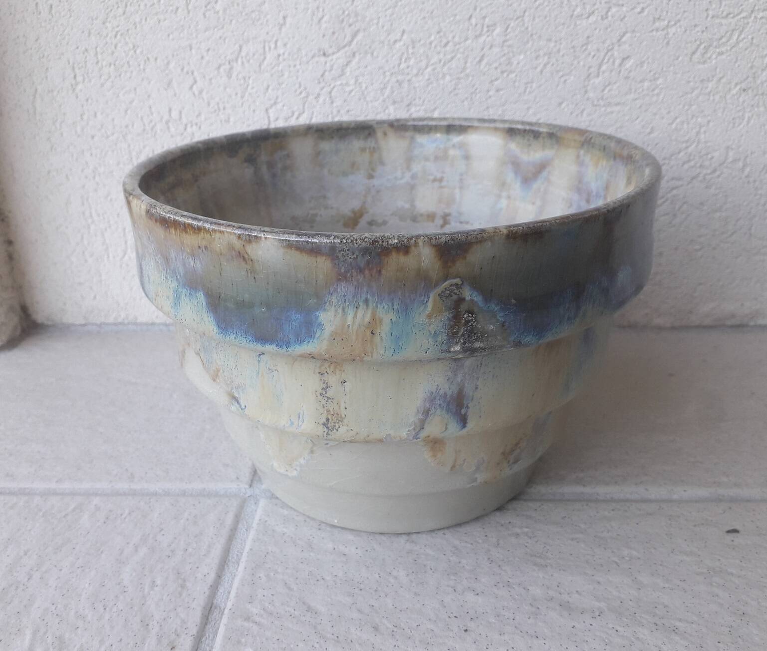 Ceramic planter