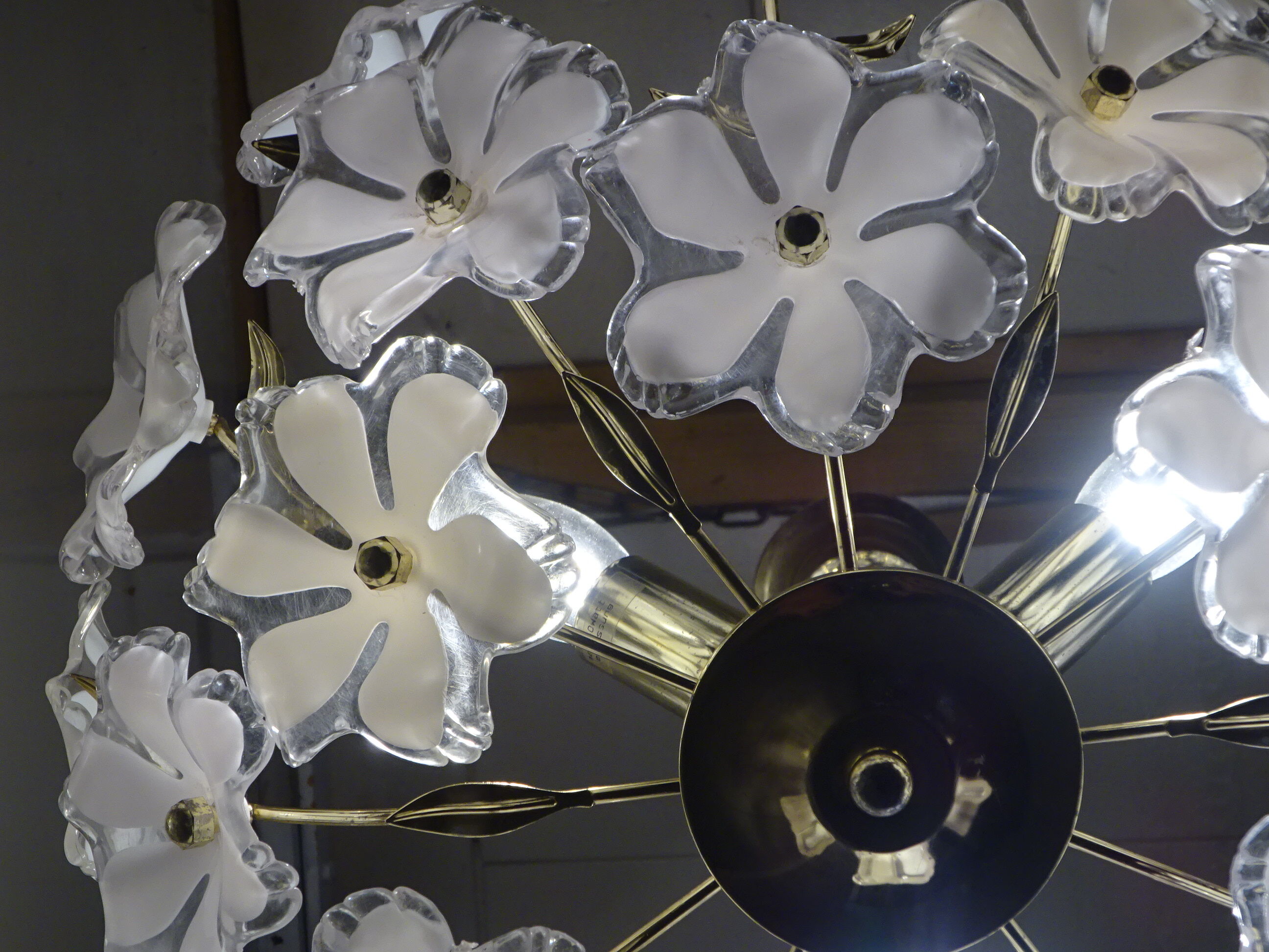 Vintage chandelier, 24 flowers