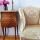 Fauteuil ancien bergère style Louis XV patiné