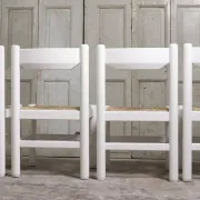 Set of 4 white rush dining chairs – Magistretti / Perriand style, 1970s