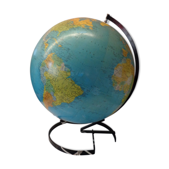 Map of the world in glass Taride
