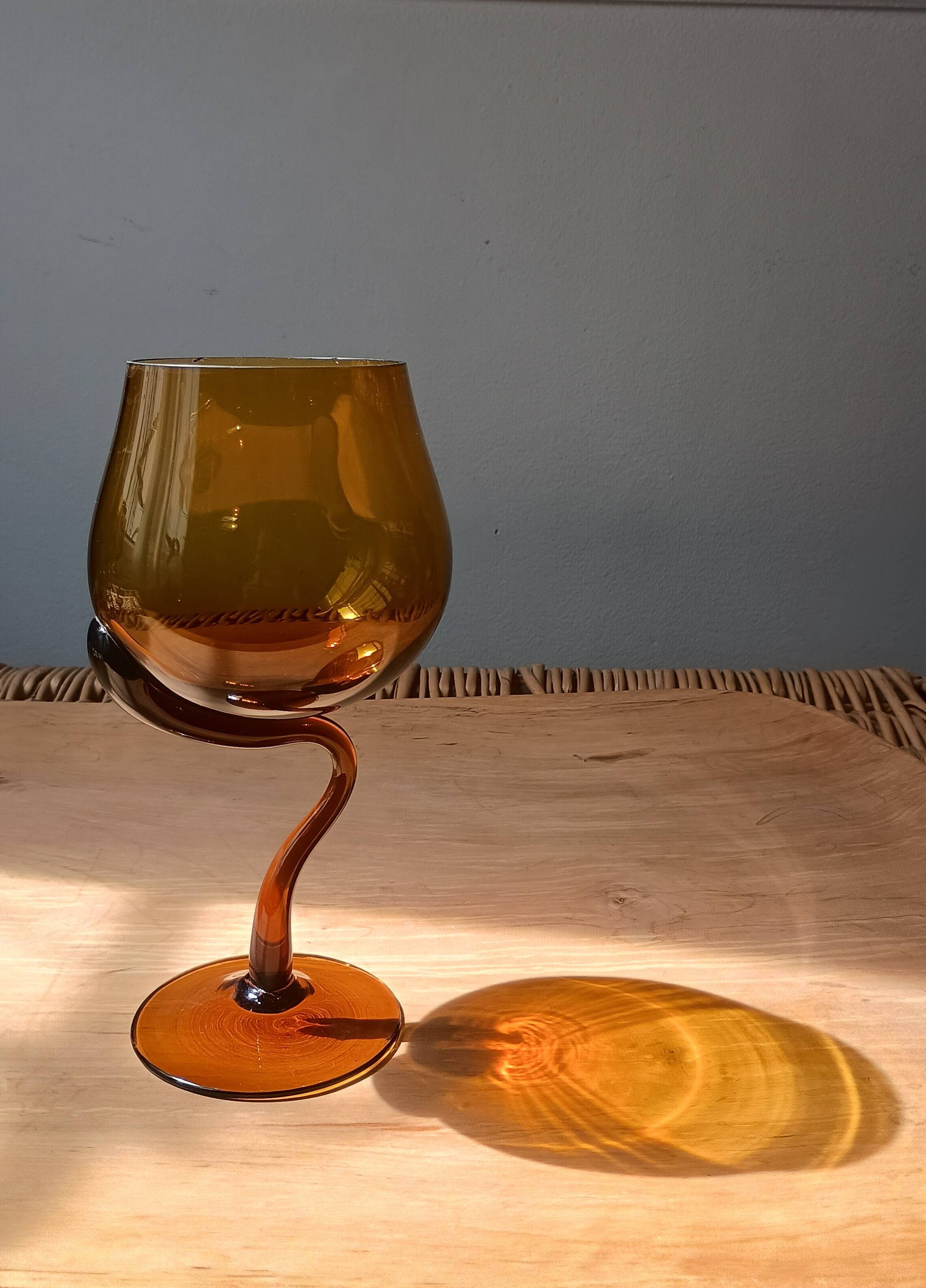 Verres à pieds design vintage