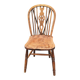 Ancienne chaise Windsor en orme massif. 