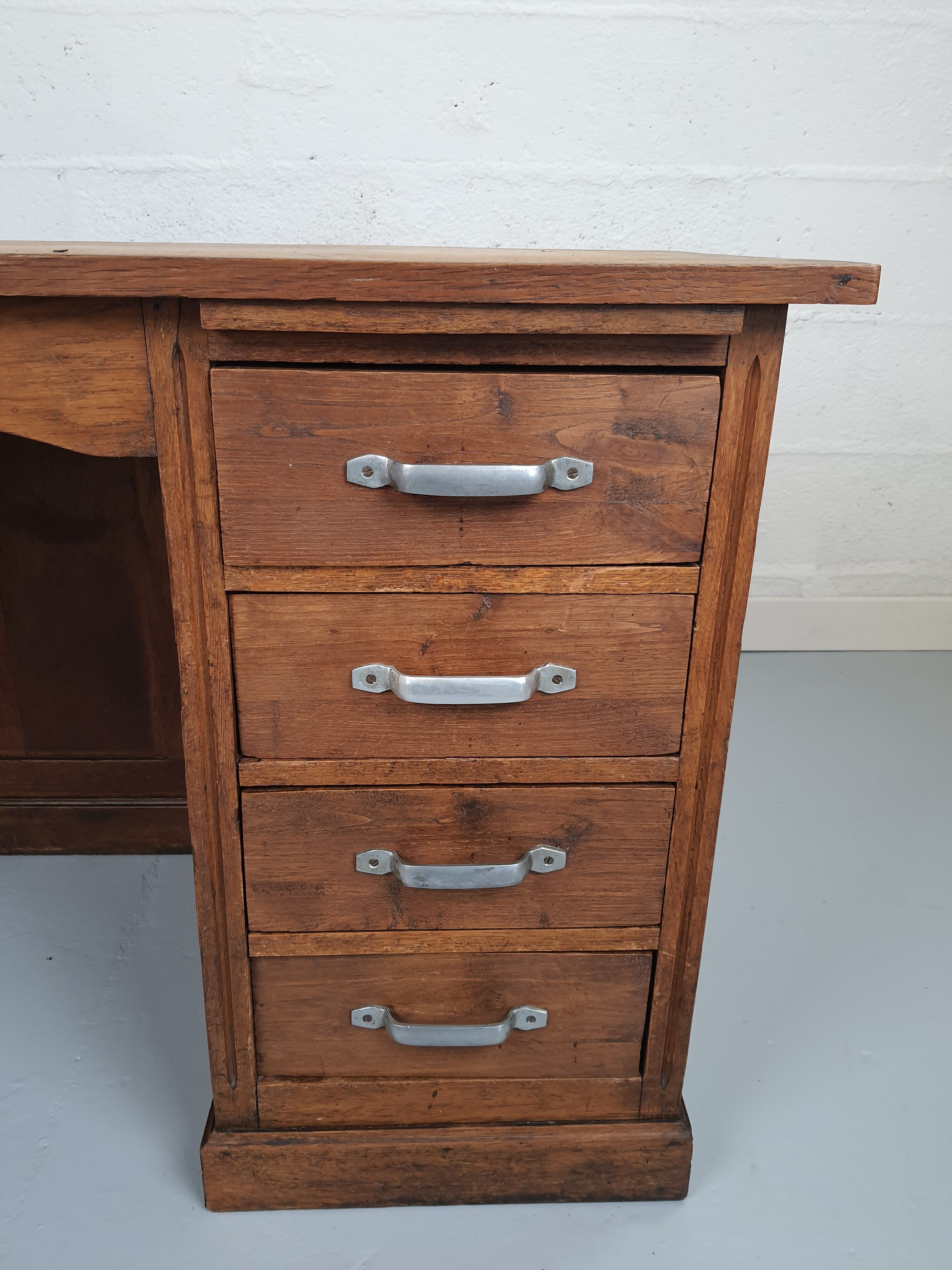Bureau administratif pour enfant 4 tiroirs