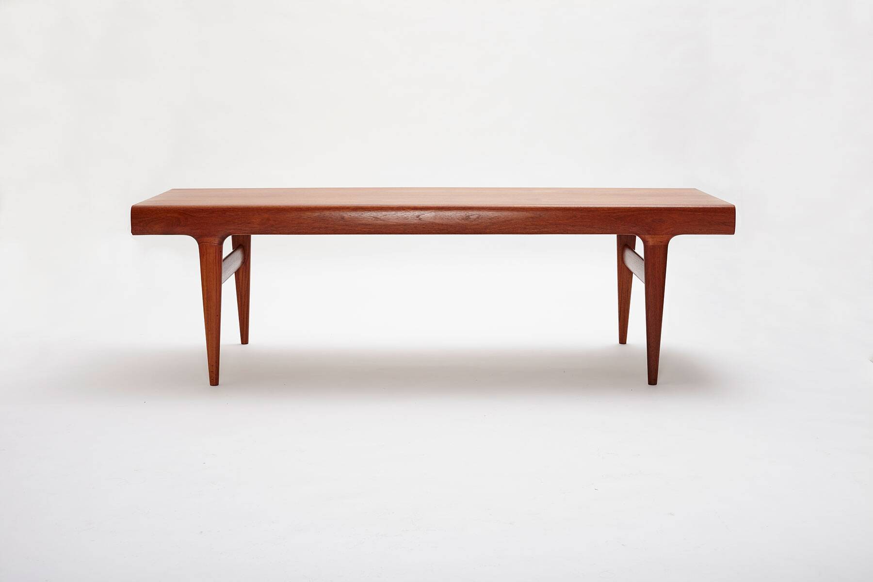 Extendable coffee table designed by Johannes Andersen for Uldum Møbelfabrik, Denmark, 1960s.