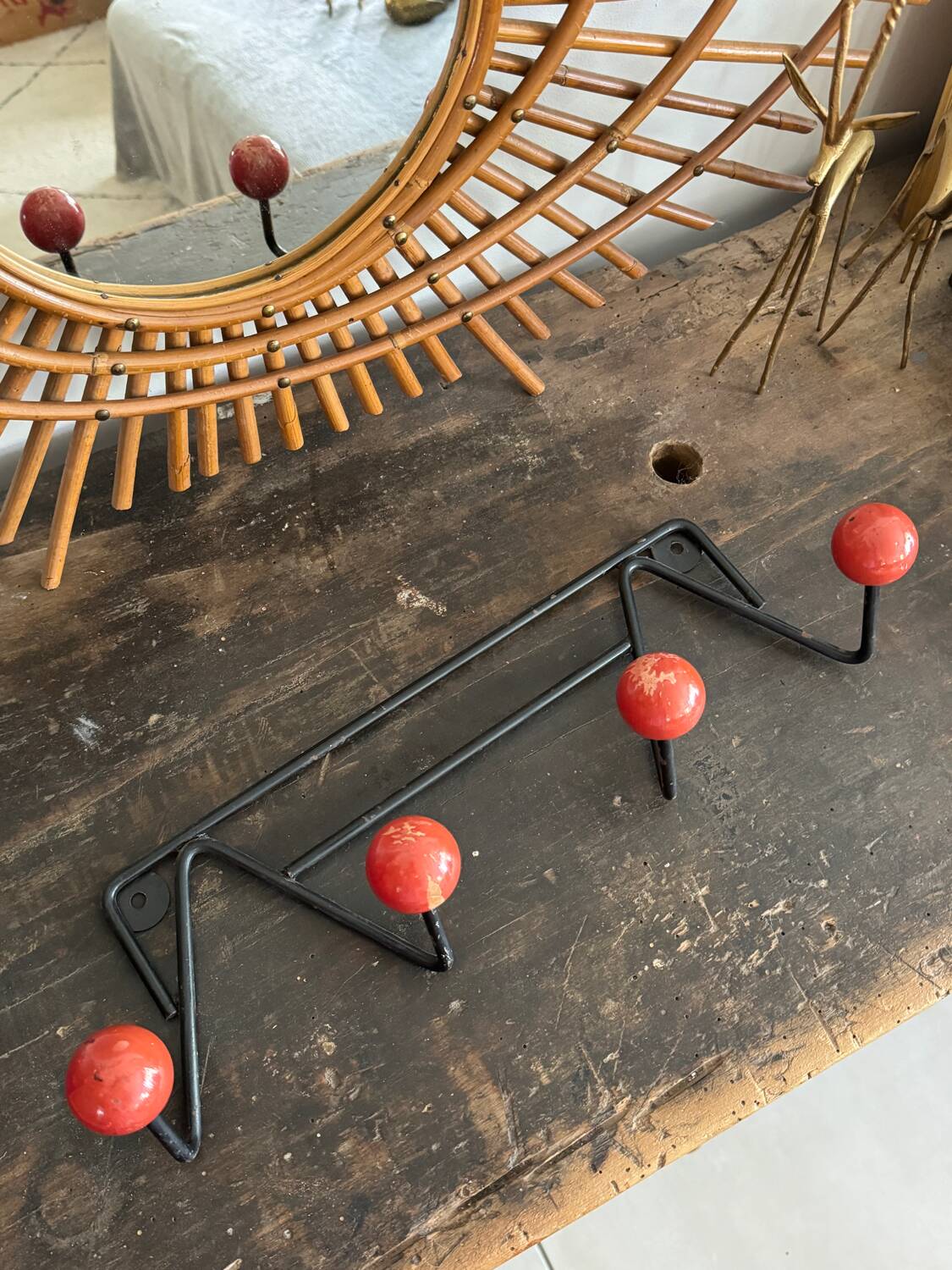 Wall coat rack with vintage red balls