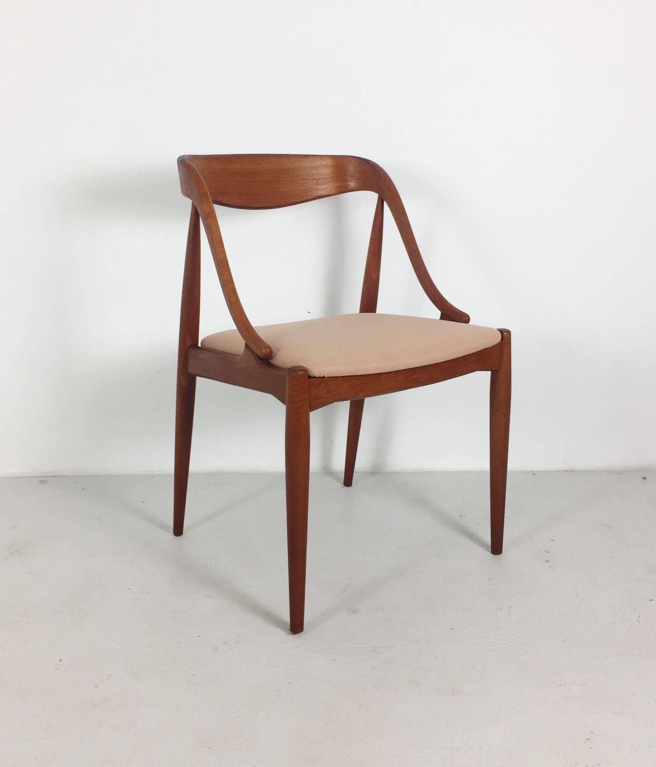 Johannes Andersen teak dining chair for Uldum, 1960