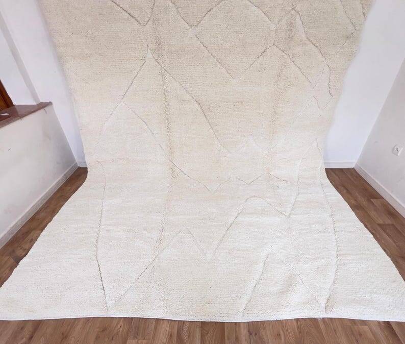 Tapis artisanal en laine naturelle