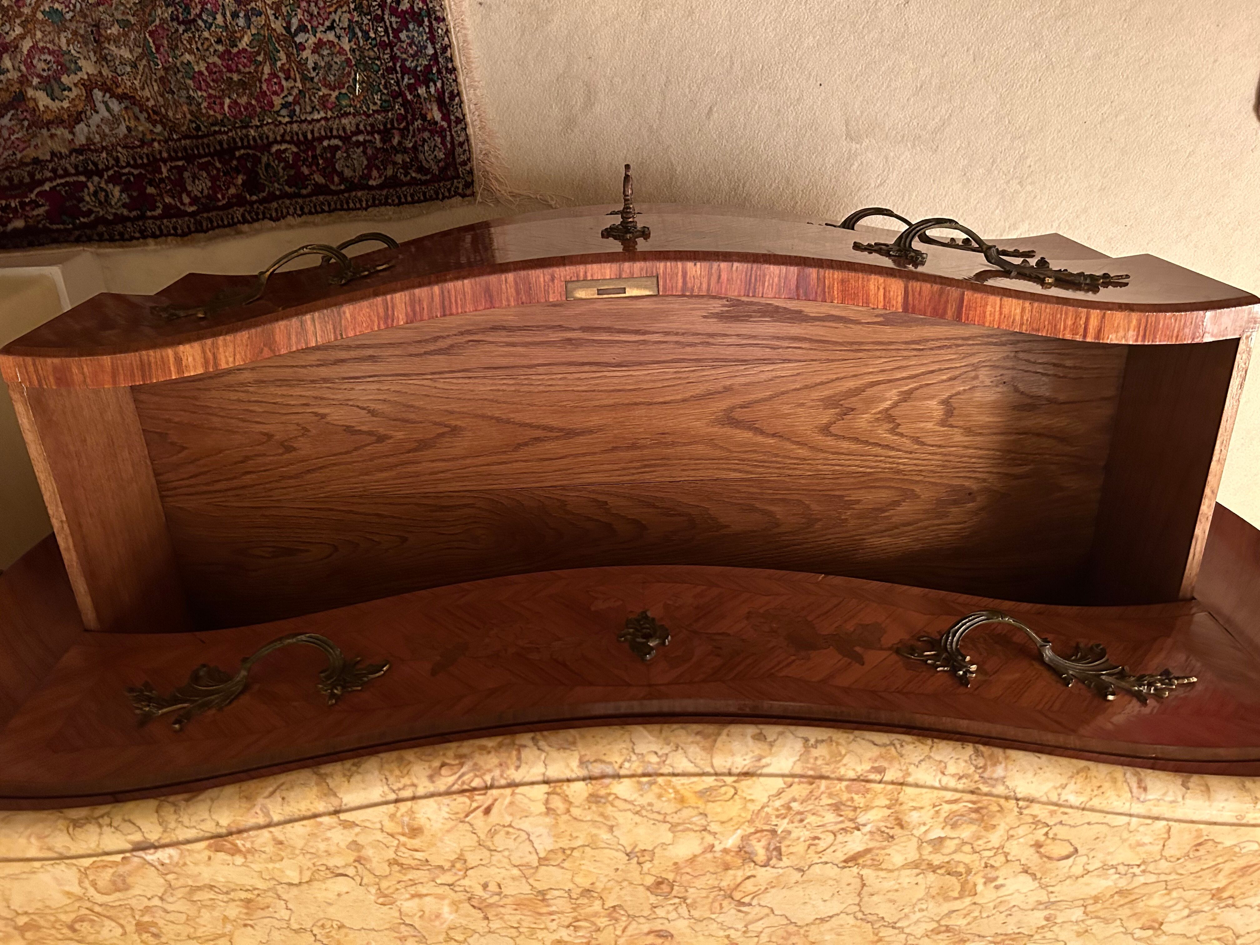 Commode bois de rose style Louis XV