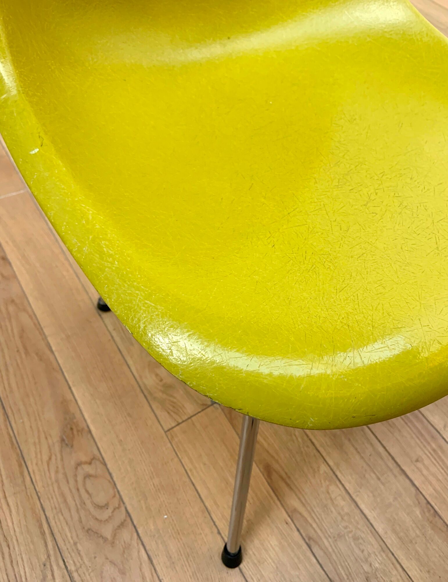 DSX chair by Charles & Ray Eames, Herman Miller for International Furniture