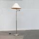 Adjustable floor lamp