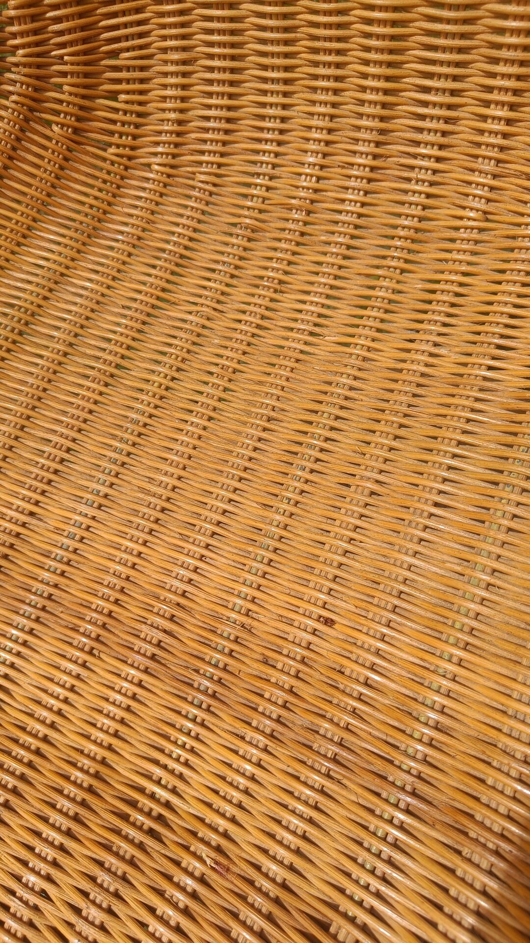 Vintage rattan chairs – cantilever design in the style of Panton – 1970s