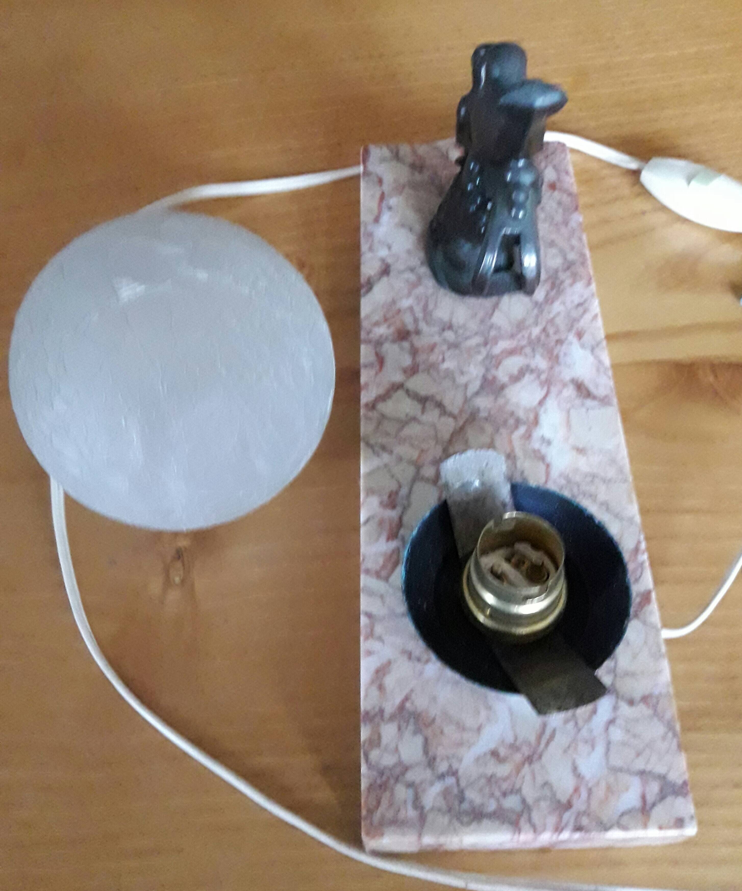 Art deco bedside night light lamp